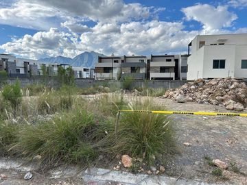 Terreno en venta, Porto Cumbres, Garcia, Nuevo León.