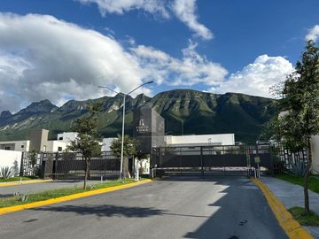 Terreno en venta, Porto Cumbres, Garcia, Nuevo León.