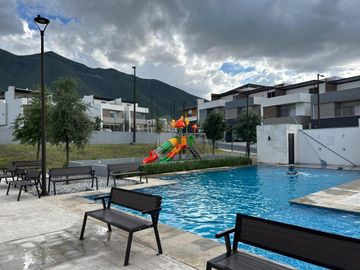 Terreno en venta, Porto Cumbres, Garcia, Nuevo León.