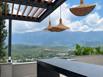 RESIDENCIA EN VENTA EN CASTAÑOS DEL VERGEL, MONTERREY