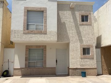 CASA EN RENTA EN SENDEROS, TORREON, COAH