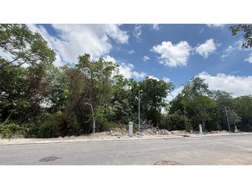 Terreno en venta Av Tikal, Cancún Quintana Roo