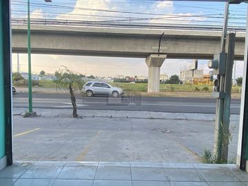 Local comercial en renta en San Salvador Tizatlalli, Metepec, México