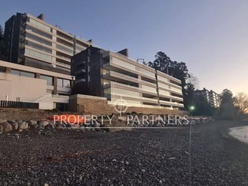 Departamento riberano al Lago Villarrica