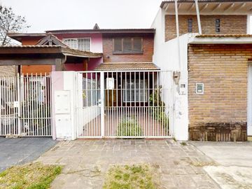 Casa en Venta de 3 Ambientes en Munro con Patio