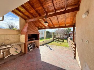 2 Casa 3 ambiente en venta en block