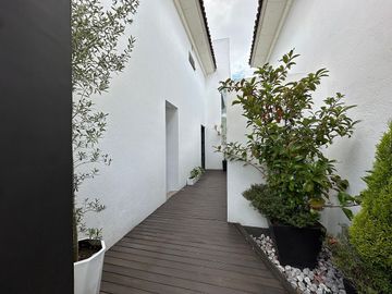CASA EN CONDOMINIO EN RENTA EN LOMAS DE VISTA HERMOSA