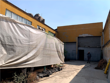 Granjas Modernas Bodega Renta