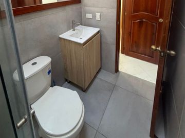 APARTAMENTO EN ARRIENDO UBICADO EN MEDELLIN SECTOR LAURELES