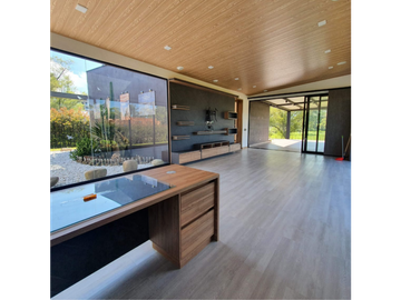 EXCLUSIVA CASA EN VENTA Y RENTA EN LLANOGRANDE, RIONEGRO