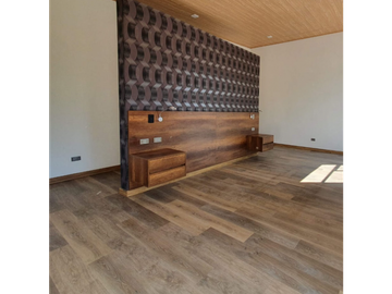 EXCLUSIVA CASA EN VENTA Y RENTA EN LLANOGRANDE, RIONEGRO