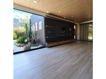 EXCLUSIVA CASA EN VENTA Y RENTA EN LLANOGRANDE, RIONEGRO
