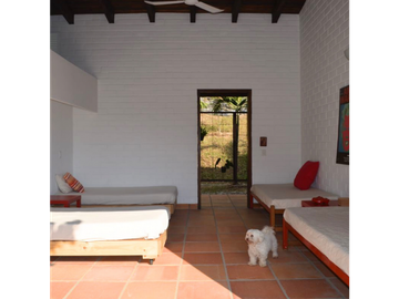 HERMOSA FINCA EN VENTA EN LA SIRIA