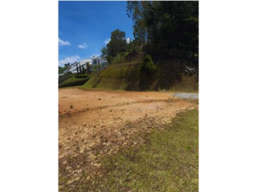SE VENDE CASA DE LUJO EN EL PEÑOL - ANTIOQUIA