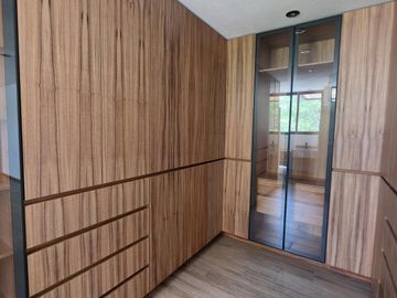 Casa en venta en Rincón de la Montaña con áreas verdes en fraccionamiento privado