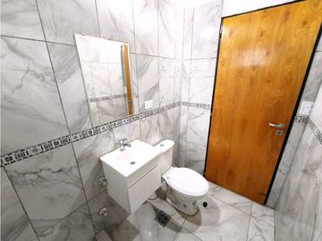 Alquiler de casa de 2 amb- Barrio parque- Paso Del Rey