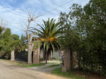 PARCELA CON 3 CONSTRUCCIONES Y PISCINA EL PAICO