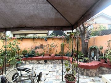 VENTA AMPLIA CASA EXCELENTE CONECTIVIDAD