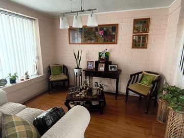 VENTA AMPLIA CASA EXCELENTE CONECTIVIDAD
