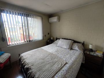 VENTA AMPLIA CASA EXCELENTE CONECTIVIDAD