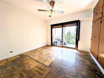 Venta Depto. 4 amb. Balcón, Coch, Belgrano