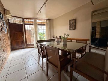 Casa en venta 4 dormitorio Godoy Cruz Mendoza