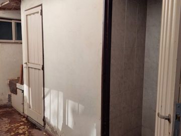 VENTA CASA 2 PLANTAS + 2 DPTOS  IDEAL P/ALQUILER