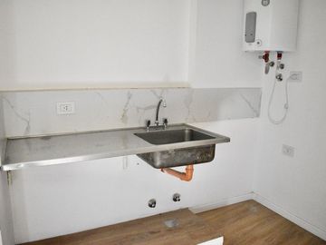 Dpto. 3 Amb. Remodelado en Caballito