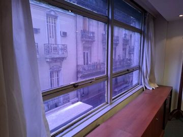 VENTA OFICINA MICROCENTRO PISO 250 MTS