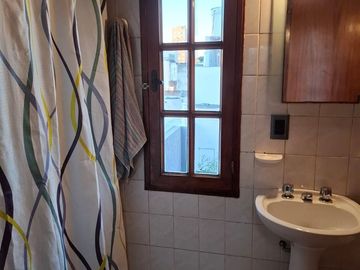 Lote con Casa + Consultorio + Cochera Flores Norte