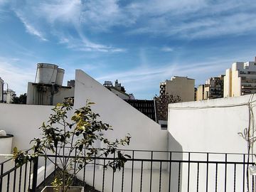 Lote con Casa + Consultorio + Cochera Flores Norte