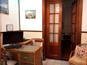 Lote con Casa + Consultorio + Cochera Flores Norte