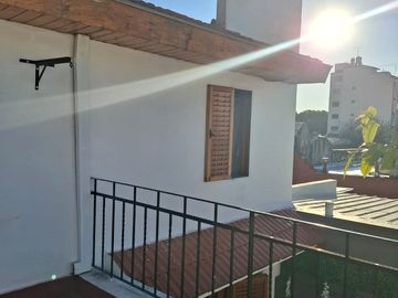 Lote con Casa + Consultorio + Cochera Flores Norte