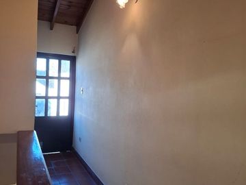 Lote con Casa + Consultorio + Cochera Flores Norte