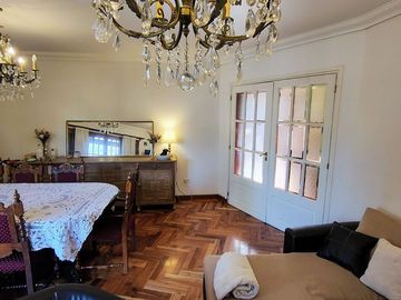 Lote con Casa + Consultorio + Cochera Flores Norte