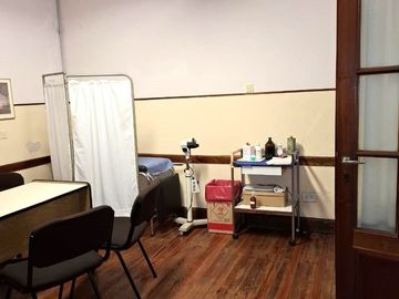 Lote con Casa + Consultorio + Cochera Flores Norte