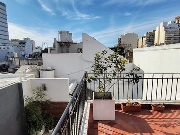 Lote con Casa + Consultorio + Cochera Flores Norte