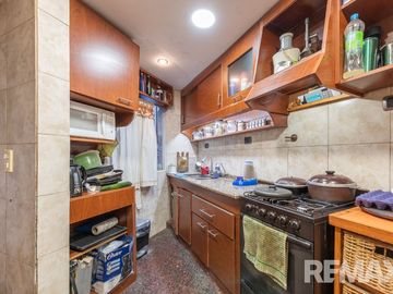 VENTA CASA A REFACCIONAR + LOCALES VILLA CRESPO