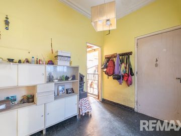VENTA CASA A REFACCIONAR + LOCALES VILLA CRESPO