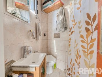 VENTA CASA A REFACCIONAR + LOCALES VILLA CRESPO