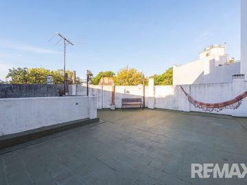VENTA CASA A REFACCIONAR + LOCALES VILLA CRESPO