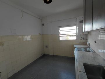 Departamento 2 ambientes en alquiler en Banfield