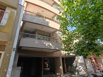 VENTA SEMIPISO 2AMB A NUEVO C/BALCÓN V.PUEYRREDON