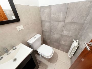 Casa 4 Amb Suite Pileta Parque de 2000m²  Lujan