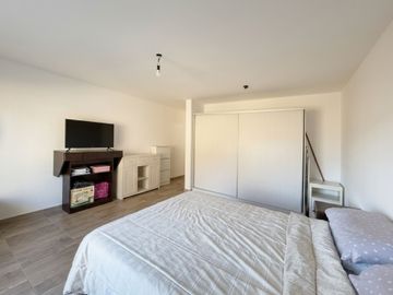 Casa 4 Amb Suite Pileta Parque de 2000m²  Lujan