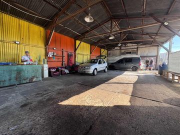 VENTA LOTE COMERCIAL CON GALPÓN ESTACIÓN DE MERLO