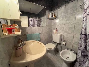 CASA 4 AMBIENTES COCHERA JARDIN PILETA ITUZAINGO