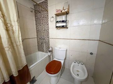 CASA 4 AMBIENTES COCHERA JARDIN PILETA ITUZAINGO