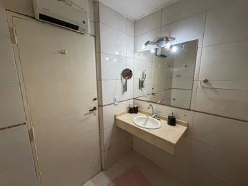 CASA 4 AMBIENTES COCHERA JARDIN PILETA ITUZAINGO