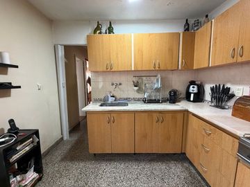 CASA 4 AMBIENTES COCHERA JARDIN PILETA ITUZAINGO